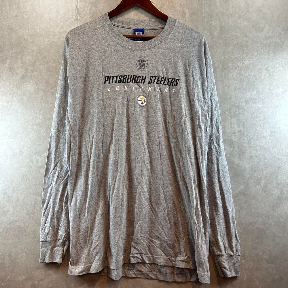 Reebok Men's Grey T-shirt